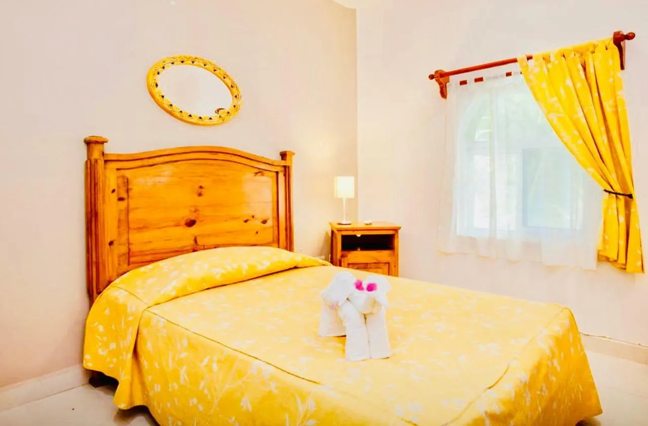 Gorgeous 11 People Comfort Villa With Pool Playacar Phase 2 Playa del Carmen