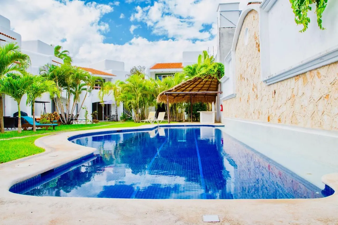 Gorgeous 11 People Comfort Villa With Pool Playacar Phase 2 Playa del Carmen Mexiko